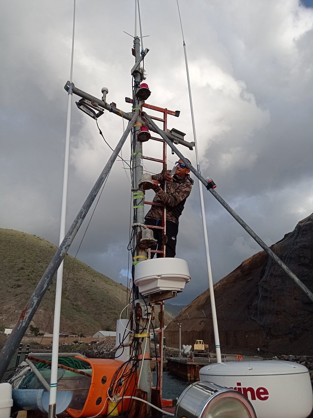 Story From the Field Providing vessel tracker on St Helena island IPNLF