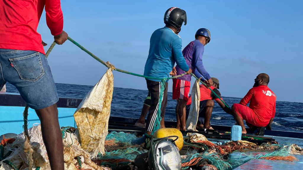 Turning The Tide on Ocean Plastic Pollution in the Maldives