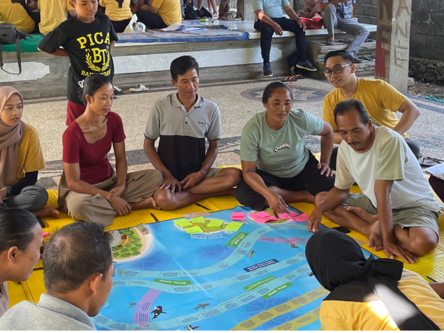 These games are boosting financial literacy in Indonesian fishing communities