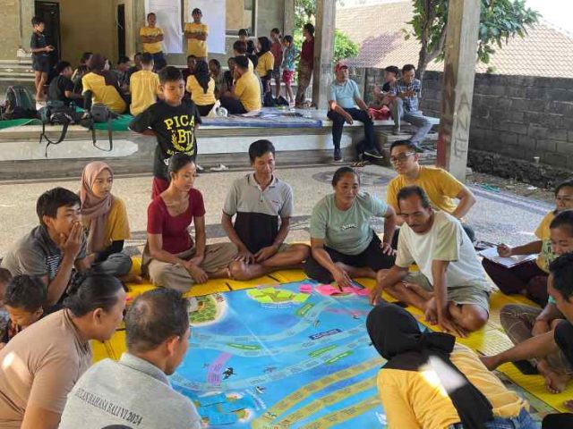 These games are boosting financial literacy in Indonesian fishing communities